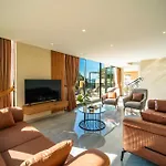 Villa-kas Villa
